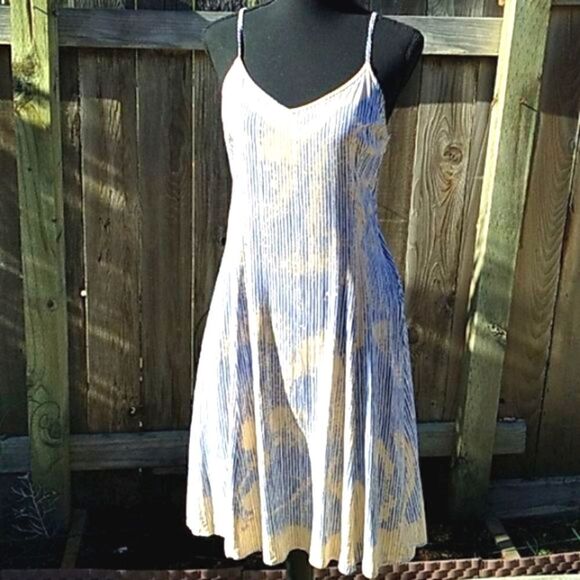 grunge sun dress - Picture 3 of 16